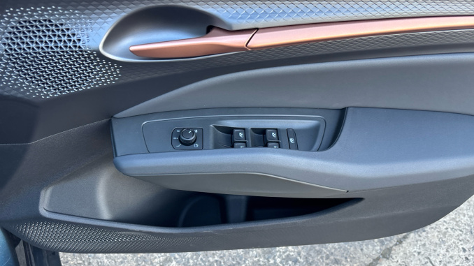 CUPRA Raval 155kW V2 52kWh 5dr Auto Electric Hatchback - Image 19